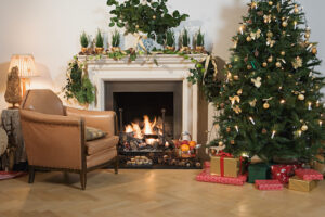 Ways to Preserve a Christmas Tree to Keep It Green and Fresh 
